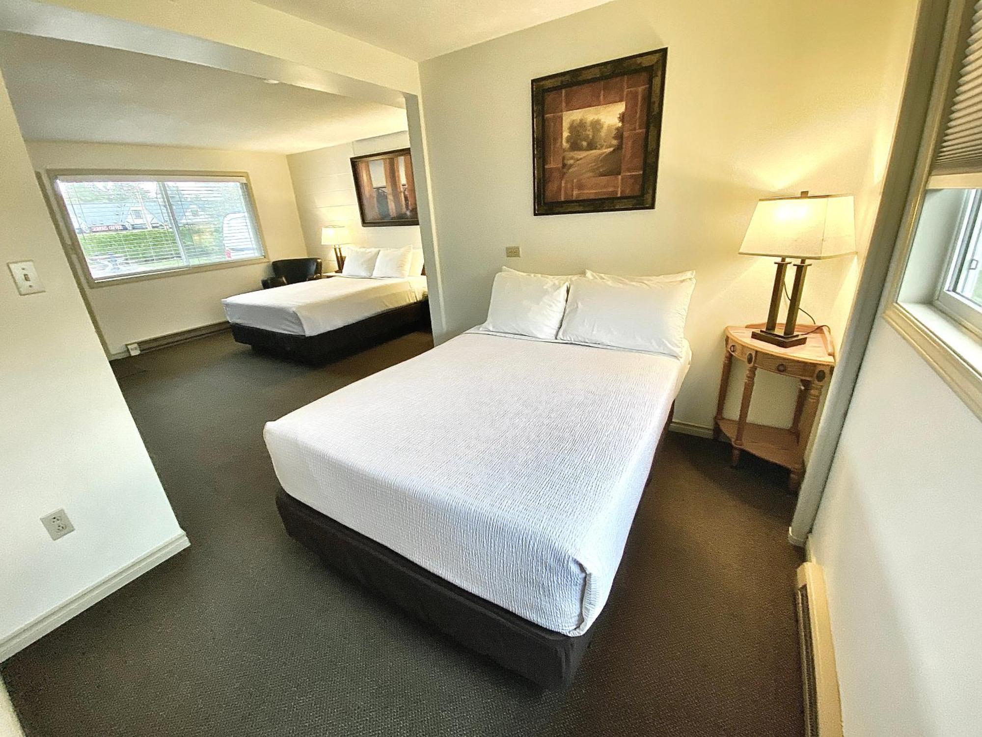Arbutus Grove Motel Parksville Esterno foto