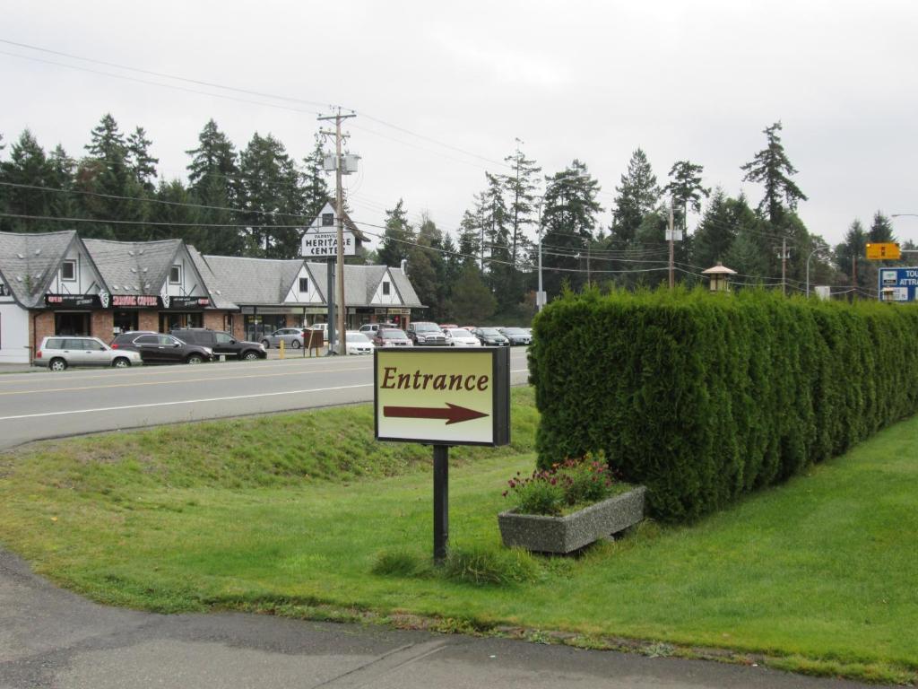 Arbutus Grove Motel Parksville Esterno foto